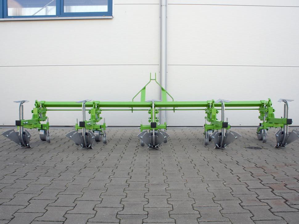 Nowy Agregat uprawowy Bomet Jäthacke-Häufler / Hoe ridger / Butteuse / Rincalzatore assolcatore / Полольник-окучник / Obsypnik: zdjęcie 6