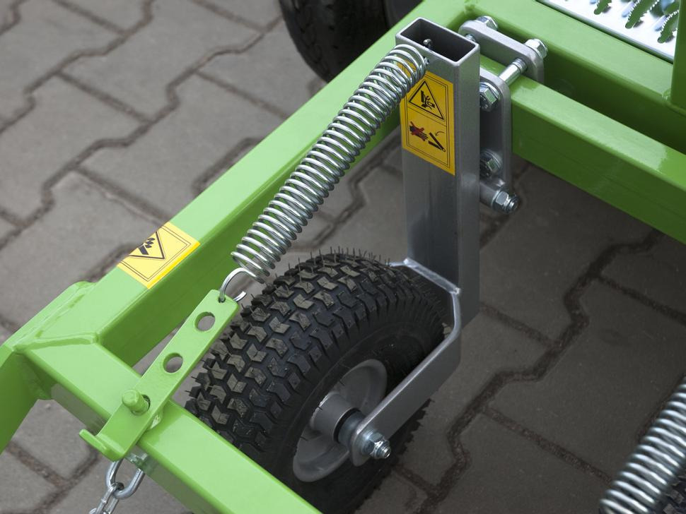 Nowy Maszyna do siewu i sadzenia Bomet Zwiebel, Knoblauch Pflanzmaschine / Onion, garlic planter / Planteuse d'oignons et d'ail / Piantatrice per cipolla, aglio / Cebolla, ajo Sembradora / Сажалка для лука, чеснока / Sadzarka do cebuli: zdjęcie 6 Nowy Maszyna do siewu i sadzenia Bomet Zwiebel, Knoblauch Pflanzmaschine / Onion, garlic planter / Planteuse d'oignons et d'ail / Piantatrice per cipolla, aglio / Cebolla, ajo Sembradora / Сажалка для лука, чеснока / Sadzarka do cebuli: zdjęcie 6