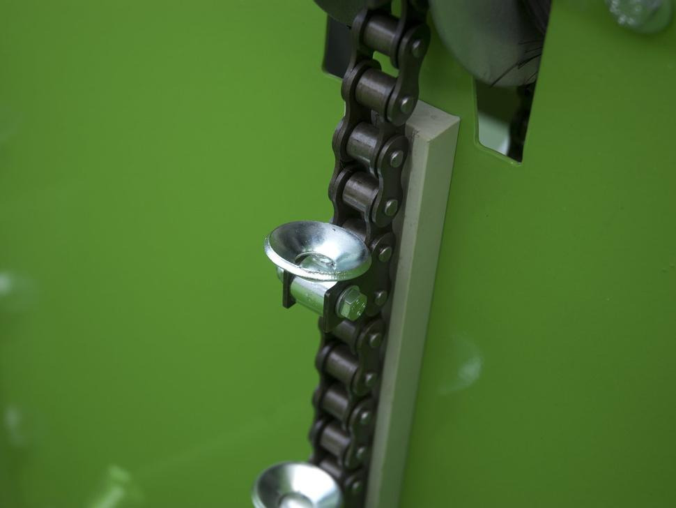 Nowy Maszyna do siewu i sadzenia Bomet Zwiebel, Knoblauch Pflanzmaschine / Onion, garlic planter / Planteuse d'oignons et d'ail / Piantatrice per cipolla, aglio / Cebolla, ajo Sembradora / Сажалка для лука, чеснока / Sadzarka do cebuli: zdjęcie 12 Nowy Maszyna do siewu i sadzenia Bomet Zwiebel, Knoblauch Pflanzmaschine / Onion, garlic planter / Planteuse d'oignons et d'ail / Piantatrice per cipolla, aglio / Cebolla, ajo Sembradora / Сажалка для лука, чеснока / Sadzarka do cebuli: zdjęcie 12