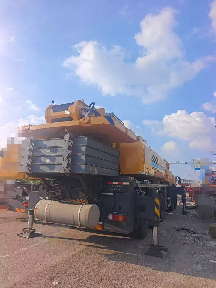 XCMG XCA160L8 - Żuraw szosowo-terenowy: zdjęcie 3 XCMG XCA160L8 - Żuraw szosowo-terenowy: zdjęcie 3