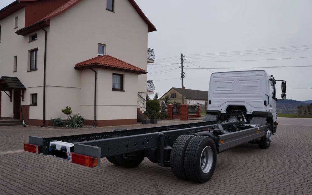 Mercedes-Benz ATEGO 1522 EURO 5 RAMA DO ZABUDOWY 1524 - Samochód ciężarowe pod zabudowę: zdjęcie 4 Mercedes-Benz ATEGO 1522 EURO 5 RAMA DO ZABUDOWY 1524 - Samochód ciężarowe pod zabudowę: zdjęcie 4