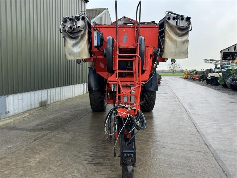 Kuhn AGT 6036 Boom Fert Spreader - Rozsiewacz nawozów: zdjęcie 5 Kuhn AGT 6036 Boom Fert Spreader - Rozsiewacz nawozów: zdjęcie 5