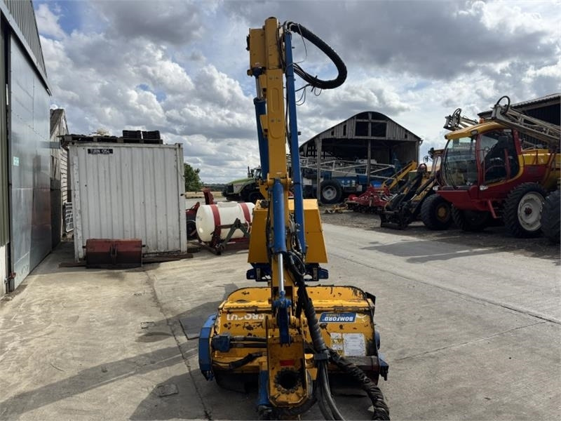 Bomford Turner B81-81T Hedge Cutter - Maszyna leśna: zdjęcie 3 Bomford Turner B81-81T Hedge Cutter - Maszyna leśna: zdjęcie 3