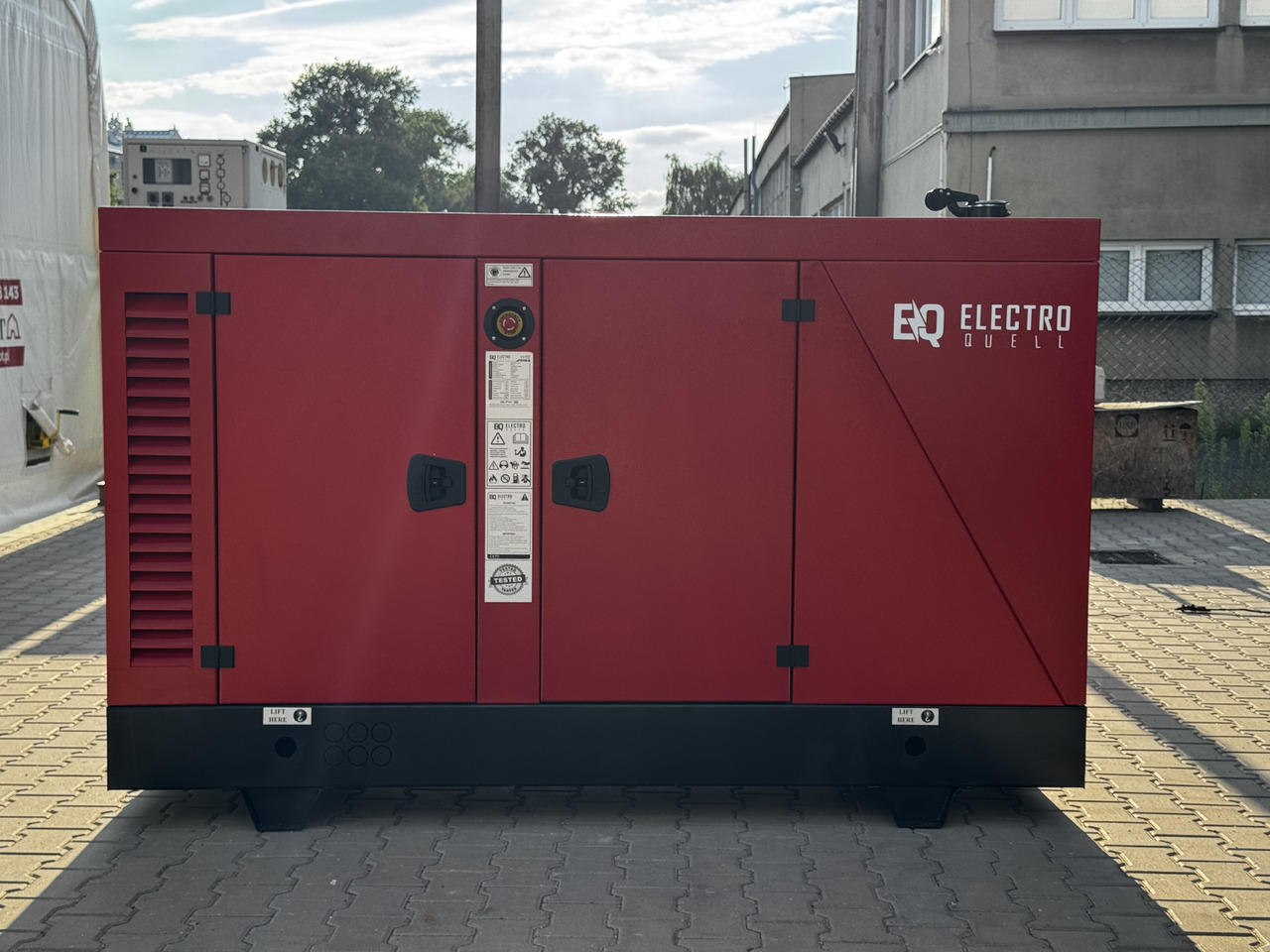 IVECO 50 kVA / 40 kW - Generator budowlany: zdjęcie 1 IVECO 50 kVA / 40 kW - Generator budowlany: zdjęcie 1