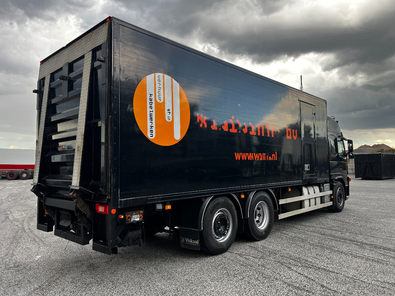 Volvo FM 9.300 Globe 6x2, Euro 5 - Samochód ciężarowy furgon: zdjęcie 3 Volvo FM 9.300 Globe 6x2, Euro 5 - Samochód ciężarowy furgon: zdjęcie 3