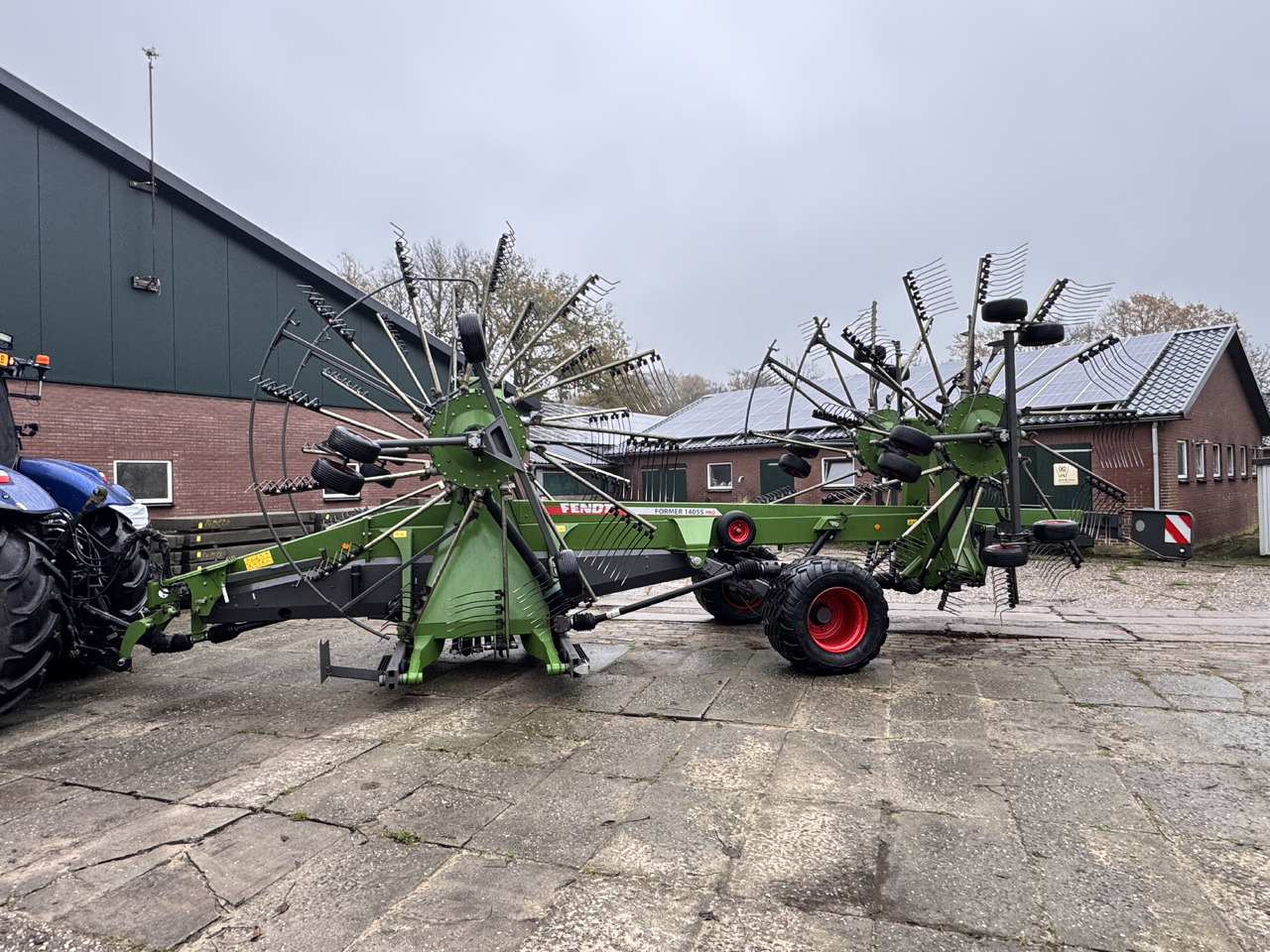 Fendt Former 14055 Pro - Przetrząsacz: zdjęcie 3 Fendt Former 14055 Pro - Przetrząsacz: zdjęcie 3