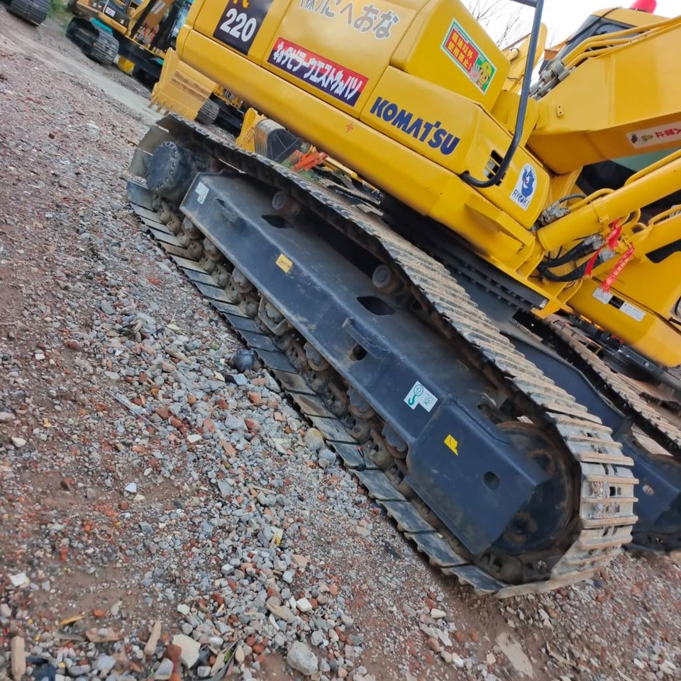 Komatsu PC 220 - Koparka gąsienicowa: zdjęcie 3 Komatsu PC 220 - Koparka gąsienicowa: zdjęcie 3