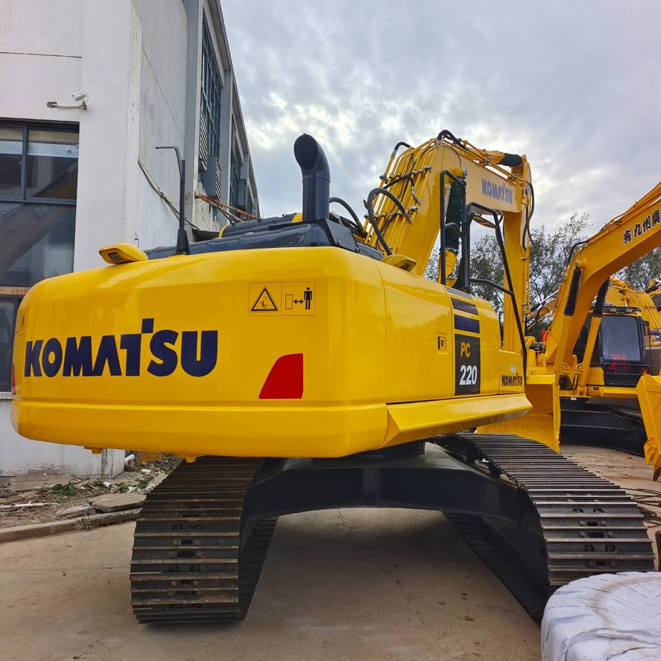 Komatsu PC 220 - Koparka gąsienicowa: zdjęcie 1 Komatsu PC 220 - Koparka gąsienicowa: zdjęcie 1