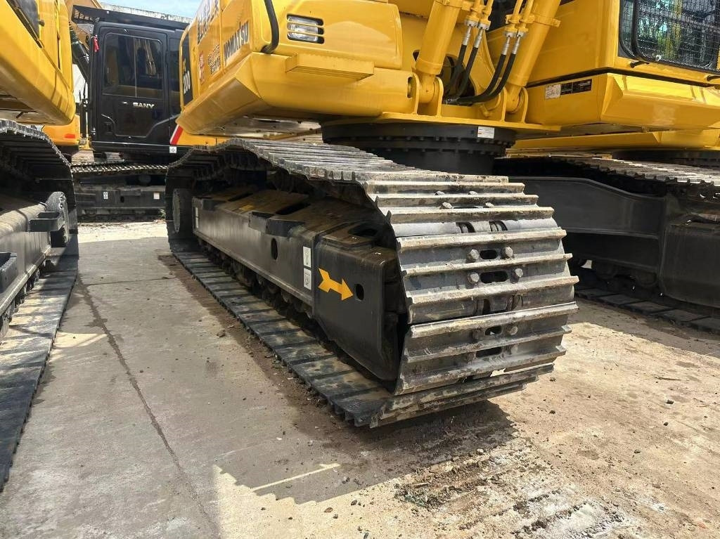 Komatsu PC 220 - Koparka gąsienicowa: zdjęcie 4 Komatsu PC 220 - Koparka gąsienicowa: zdjęcie 4