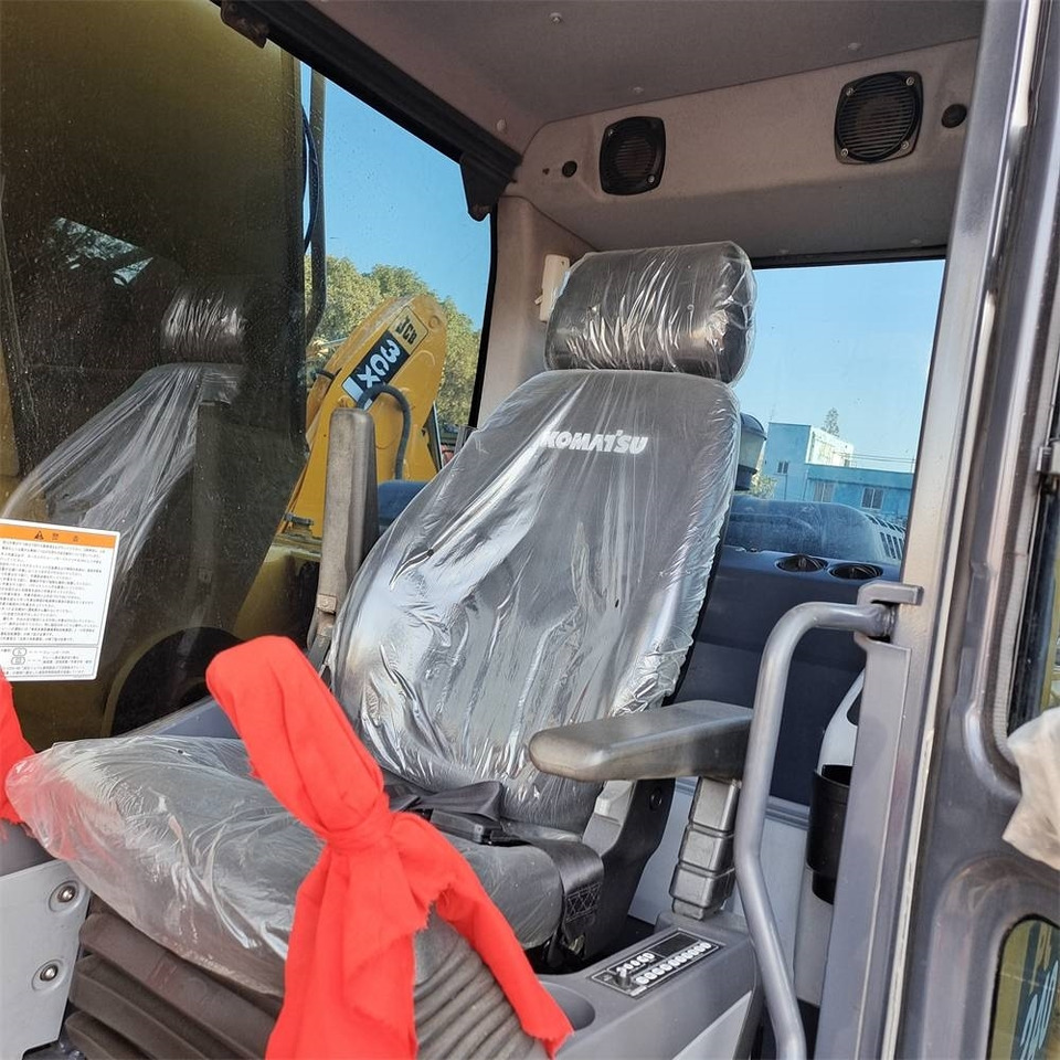 Komatsu PC 240 - Koparka gąsienicowa: zdjęcie 3 Komatsu PC 240 - Koparka gąsienicowa: zdjęcie 3