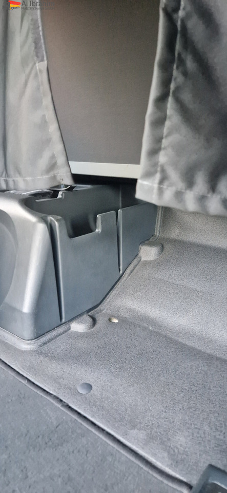 MAN TGS 18.400 PTO für Kompressor Retarder, Navi - Ciągnik siodłowy: zdjęcie 5 MAN TGS 18.400 PTO für Kompressor Retarder, Navi - Ciągnik siodłowy: zdjęcie 5