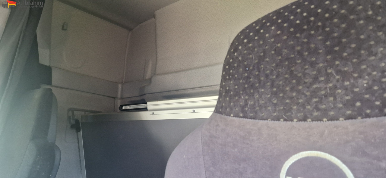 MAN TGS 18.400 PTO für Kompressor sehr sauber, 8x baugleich - Ciągnik siodłowy: zdjęcie 3 MAN TGS 18.400 PTO für Kompressor sehr sauber, 8x baugleich - Ciągnik siodłowy: zdjęcie 3