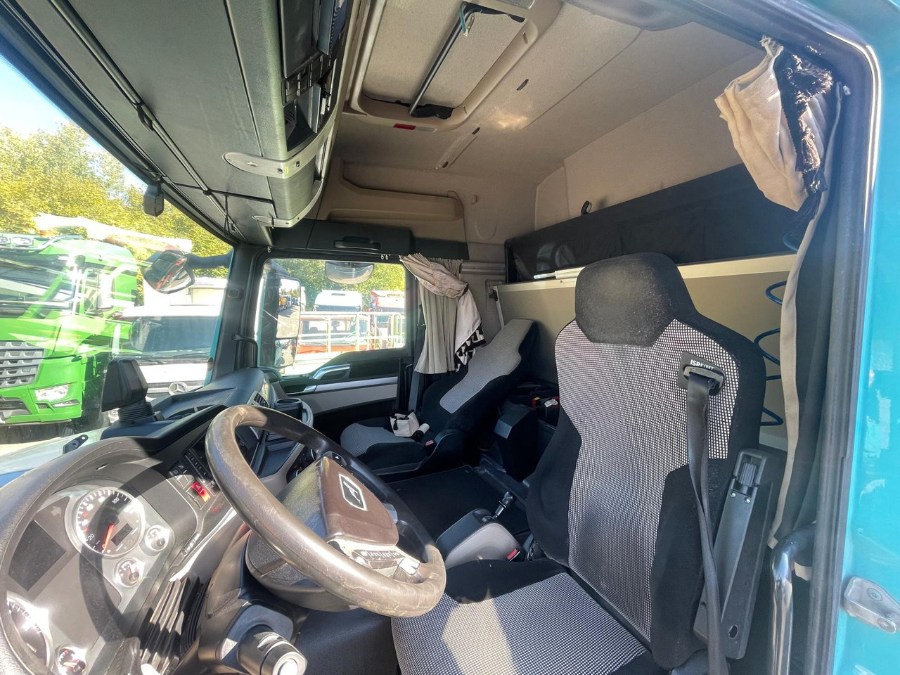 MAN TGS 18.420 Kipphydraulik | Blatt Luft | Nebenantrieb | Efficient Line | Euro 6 | Tüv 05 2026 - Ciągnik siodłowy: zdjęcie 2 MAN TGS 18.420 Kipphydraulik | Blatt Luft | Nebenantrieb | Efficient Line | Euro 6 | Tüv 05 2026 - Ciągnik siodłowy: zdjęcie 2