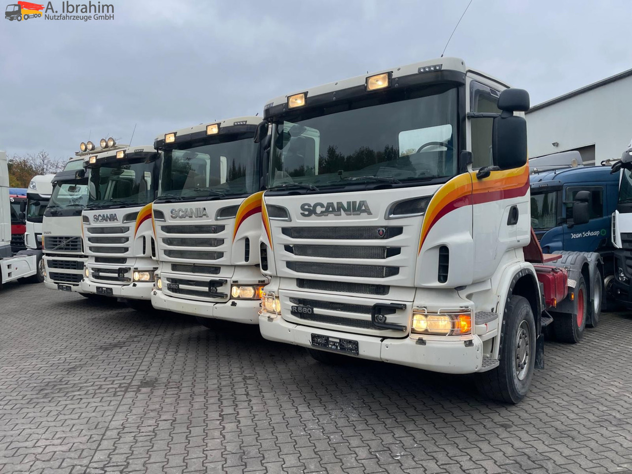 Scania R560 | 6x4 | V8 | Blatt Blatt | Schaltgetriebe |Kipphydraulik | Klima | Trommelbremse| 3 Pedals - Ciągnik siodłowy: zdjęcie 1 Scania R560 | 6x4 | V8 | Blatt Blatt | Schaltgetriebe |Kipphydraulik | Klima | Trommelbremse| 3 Pedals - Ciągnik siodłowy: zdjęcie 1