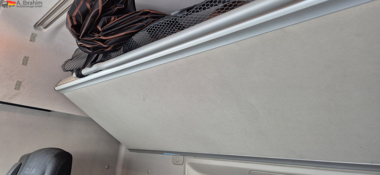 Daf XF 450 FAR Edscha Liftachse auch als Komplettzug !! - Samochód ciężarowy plandeka: zdjęcie 4 Daf XF 450 FAR Edscha Liftachse auch als Komplettzug !! - Samochód ciężarowy plandeka: zdjęcie 4
