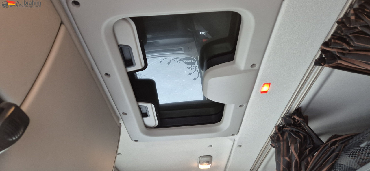 Daf XF 450 FAR Edscha Liftachse auch als Komplettzug !! - Samochód ciężarowy plandeka: zdjęcie 5 Daf XF 450 FAR Edscha Liftachse auch als Komplettzug !! - Samochód ciężarowy plandeka: zdjęcie 5