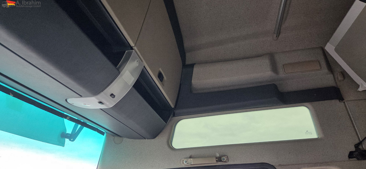 MAN TGX 26.460 6x2, Liftachse Retarder | Klima | 2 x Vorhanden - Ciężarówka kontenerowiec/ System wymienny: zdjęcie 3 MAN TGX 26.460 6x2, Liftachse Retarder | Klima | 2 x Vorhanden - Ciężarówka kontenerowiec/ System wymienny: zdjęcie 3