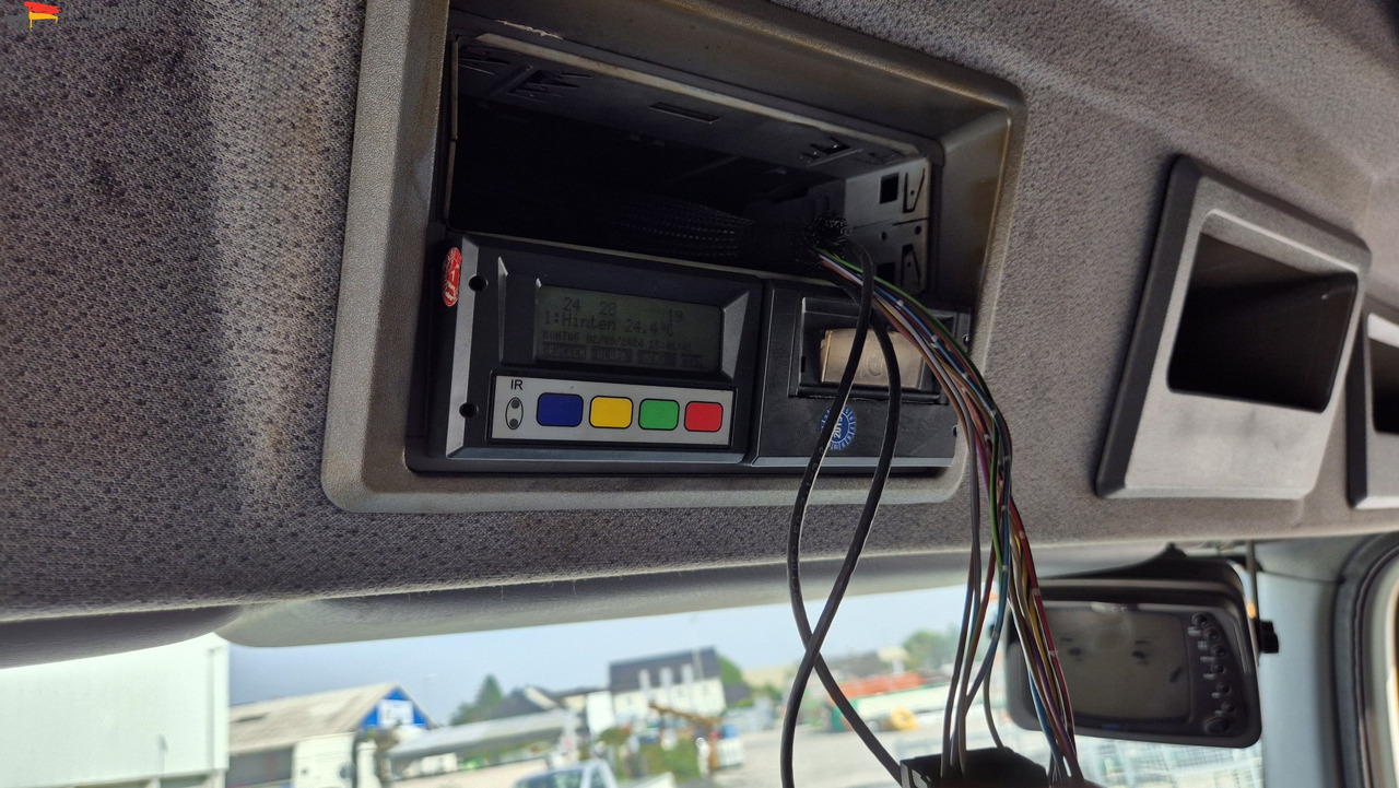 Mercedes-Benz 1823 Frigoblock, 2 Kammer, LBW - Samochód ciężarowy chłodnia: zdjęcie 5 Mercedes-Benz 1823 Frigoblock, 2 Kammer, LBW - Samochód ciężarowy chłodnia: zdjęcie 5