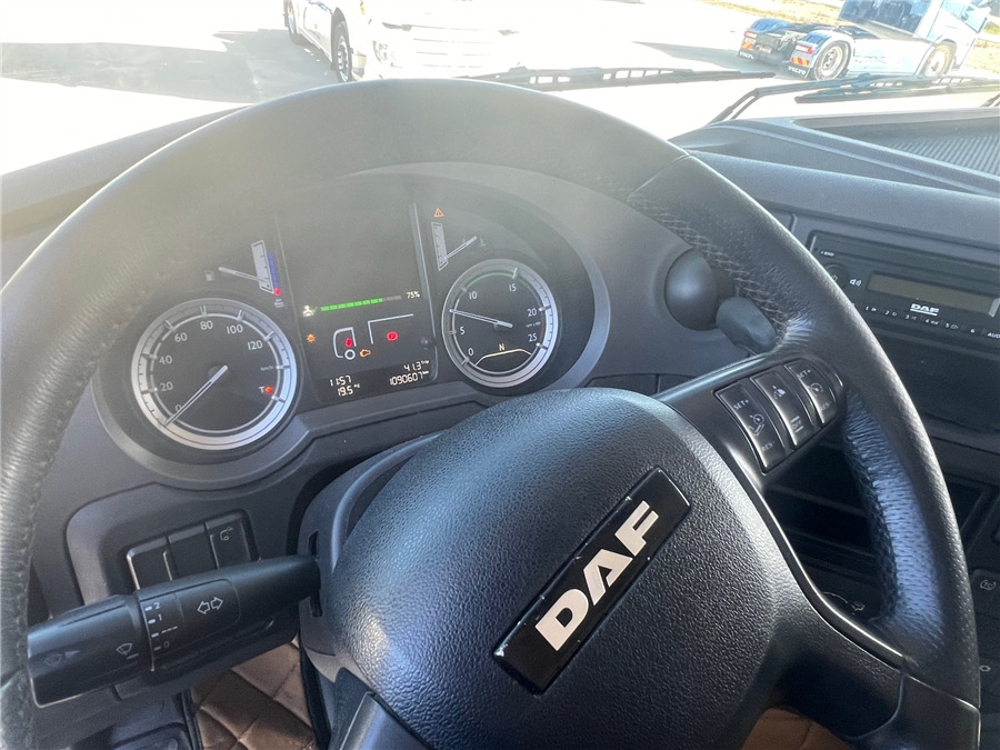 DAF XF 105 460 DAF XF 105 460: zdjęcie 6 DAF XF 105 460 DAF XF 105 460: zdjęcie 6