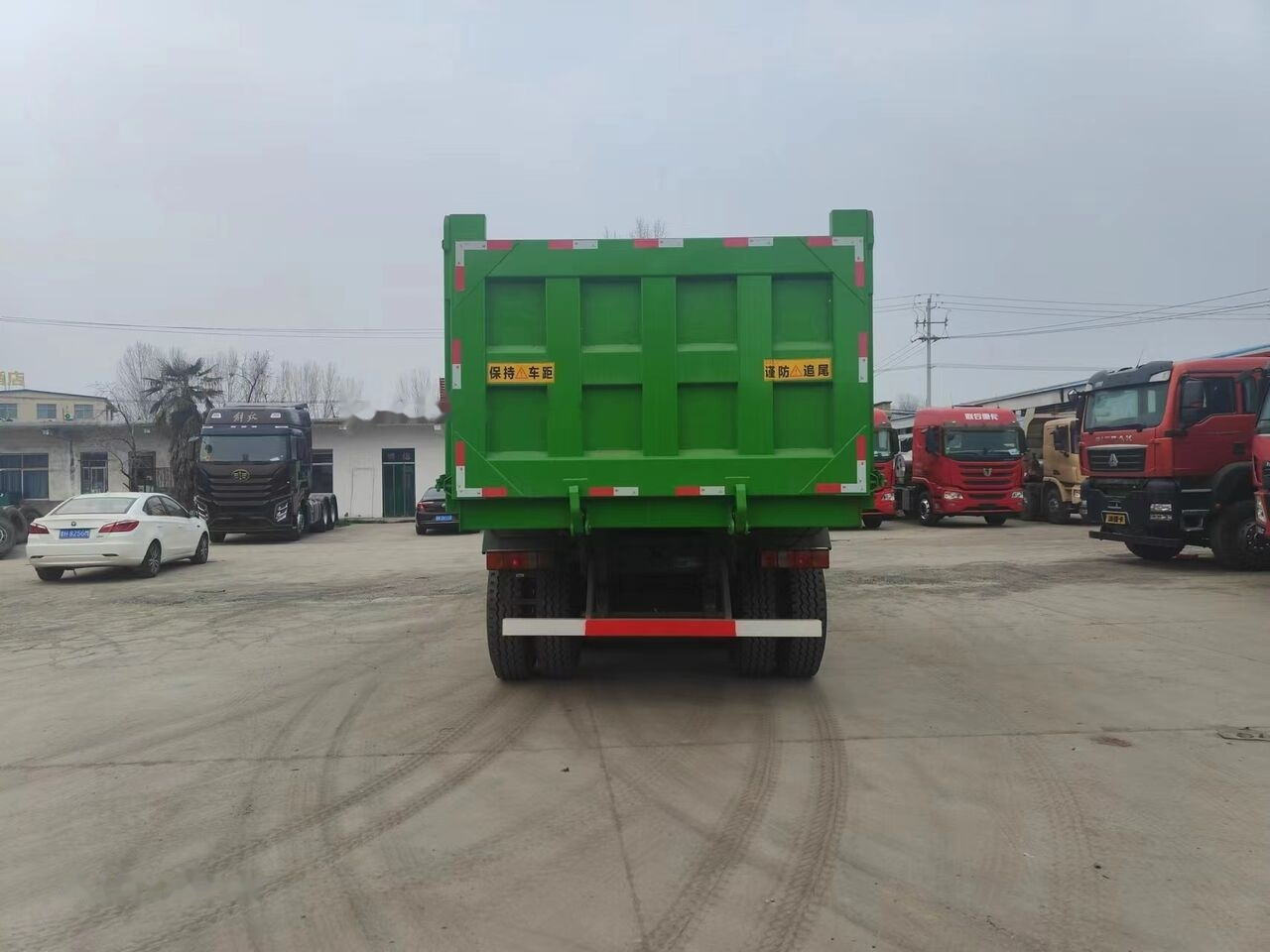 Howo G7W - Wywrotka: zdjęcie 4 Howo G7W - Wywrotka: zdjęcie 4