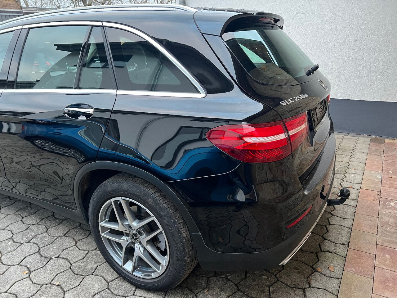 Mercedes-Benz GLC 250 GLC GLC 250 d 4Matic - SUV: zdjęcie 4 Mercedes-Benz GLC 250 GLC GLC 250 d 4Matic - SUV: zdjęcie 4
