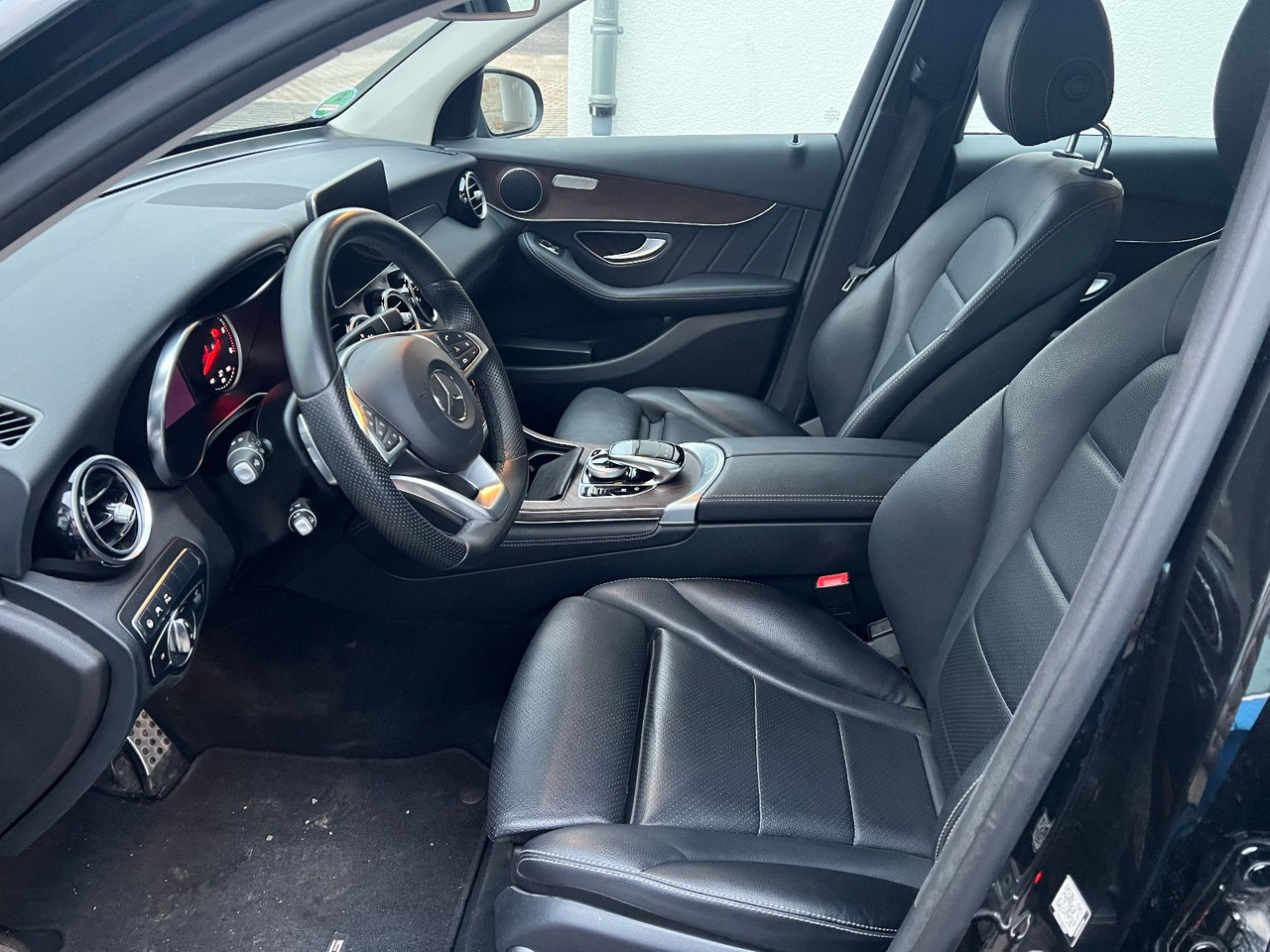 Mercedes-Benz GLC 250 GLC GLC 250 d 4Matic - SUV: zdjęcie 3 Mercedes-Benz GLC 250 GLC GLC 250 d 4Matic - SUV: zdjęcie 3