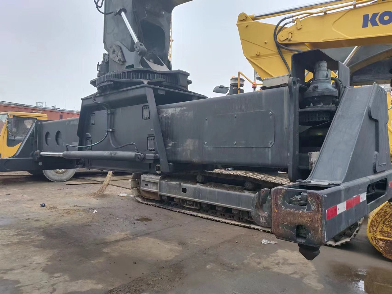 KALMAR DRF450 - Reach stacker: zdjęcie 5 KALMAR DRF450 - Reach stacker: zdjęcie 5