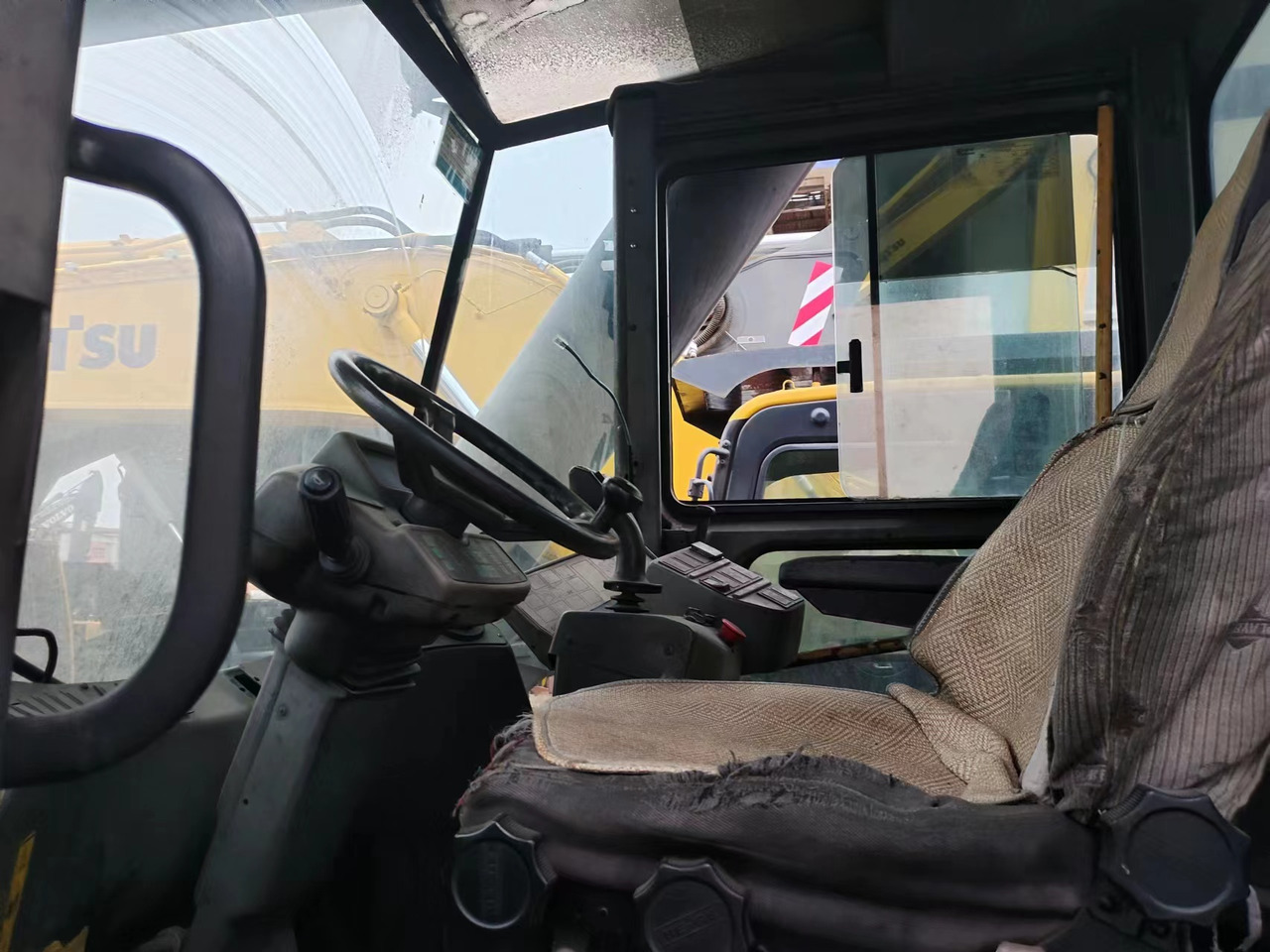 KARMAL DRF450 - Reach stacker: zdjęcie 4 KARMAL DRF450 - Reach stacker: zdjęcie 4