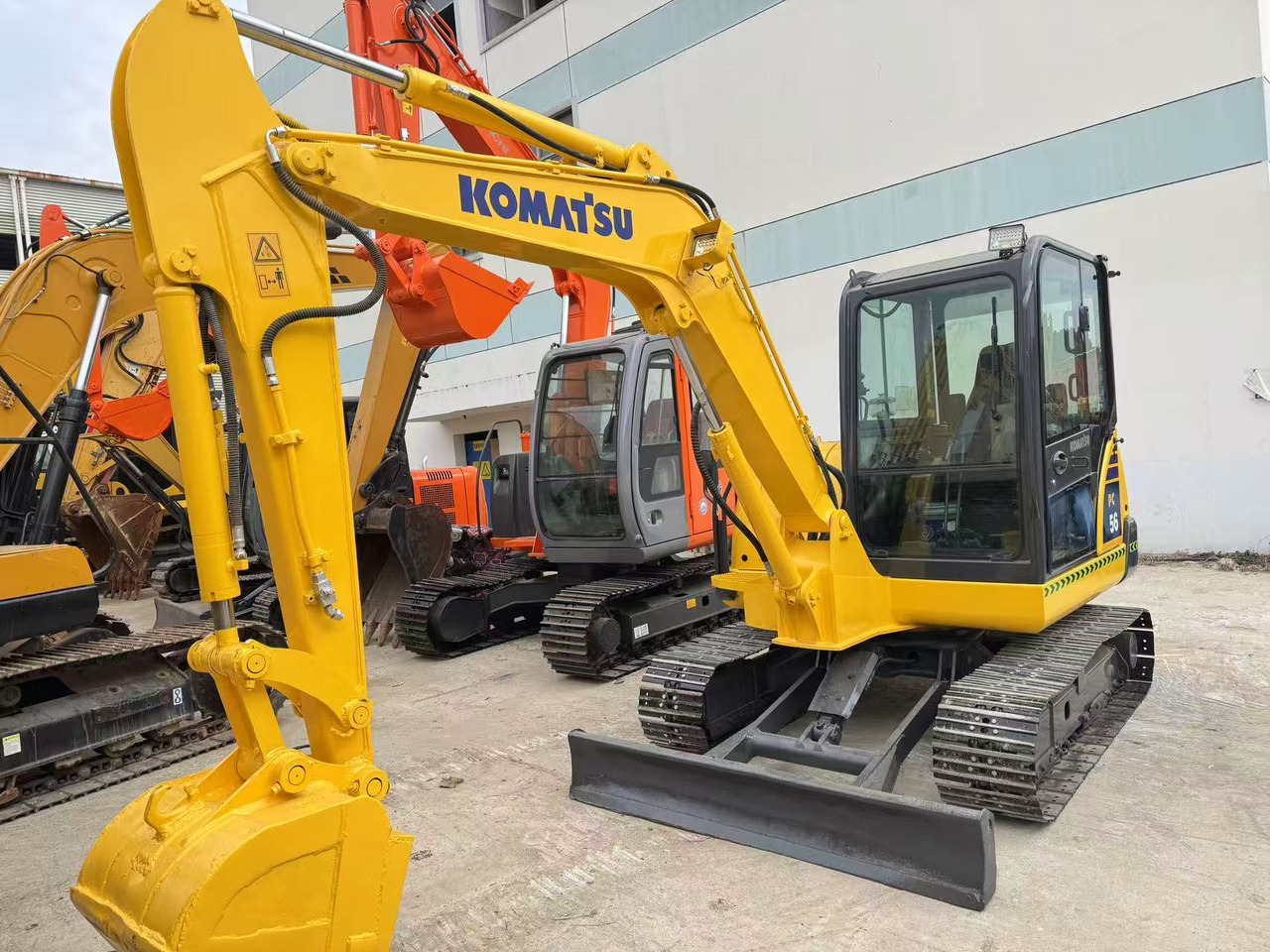 Minikoparka KOMATSU PC56: zdjęcie 7 Minikoparka KOMATSU PC56: zdjęcie 7