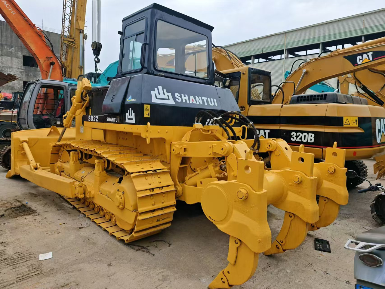 SHANTUI SD22 - Spycharka: zdjęcie 2 SHANTUI SD22 - Spycharka: zdjęcie 2