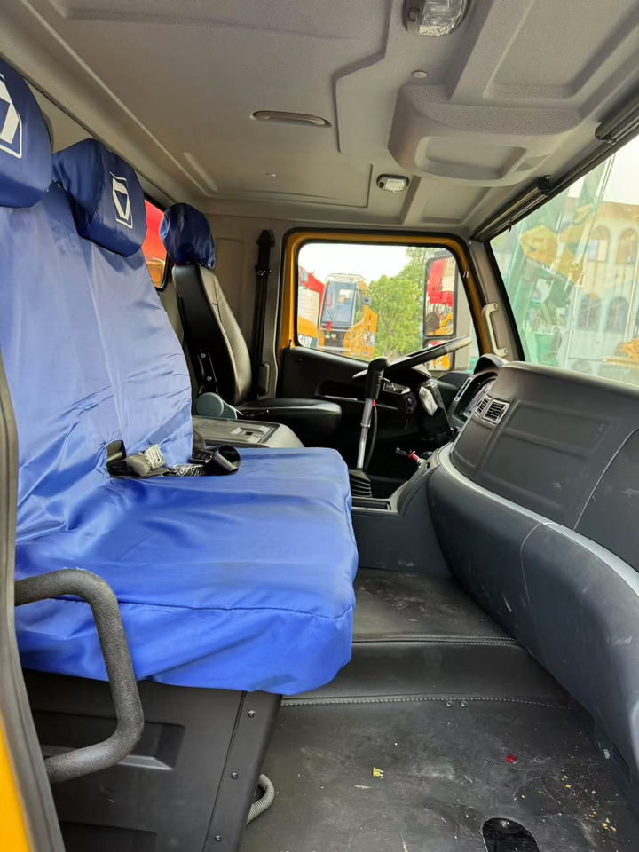 XCMG QY70K - Dźwig samojezdny: zdjęcie 2 XCMG QY70K - Dźwig samojezdny: zdjęcie 2