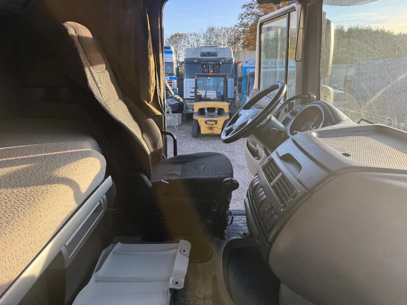 DAF XF 105.460 Tractor unit DAF XF 105.460 Tractor unit: zdjęcie 14 DAF XF 105.460 Tractor unit DAF XF 105.460 Tractor unit: zdjęcie 14