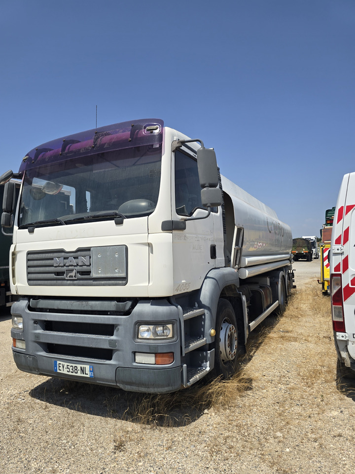 MAN TGA 26-320 - Samochód ciężarowy cysterna: zdjęcie 1 MAN TGA 26-320 - Samochód ciężarowy cysterna: zdjęcie 1