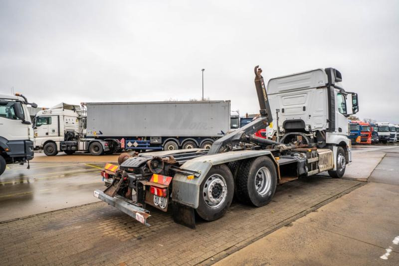 Mercedes ACTROS 2540 +MULTILIFT XP 20-56 - Ciężarówka hakowiec: zdjęcie 4 Mercedes ACTROS 2540 +MULTILIFT XP 20-56 - Ciężarówka hakowiec: zdjęcie 4