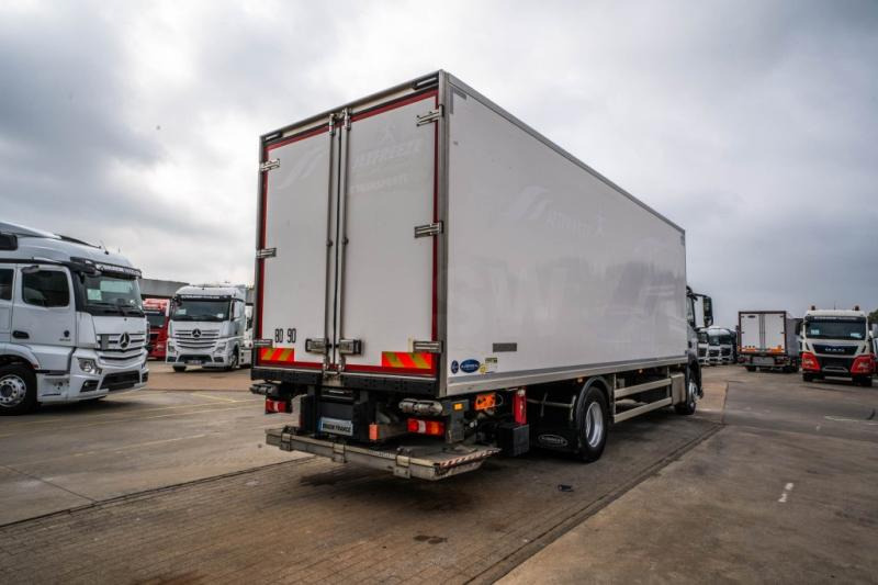 Mercedes ANTOS 1833 +CARRIER SUPRA MULTI 1250Mt+DHOLLANDIA 2.5T - Samochód ciężarowy chłodnia: zdjęcie 4 Mercedes ANTOS 1833 +CARRIER SUPRA MULTI 1250Mt+DHOLLANDIA 2.5T - Samochód ciężarowy chłodnia: zdjęcie 4