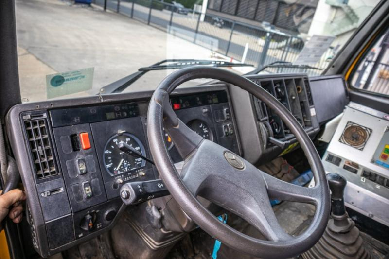 Mercedes SK 2531-6X2-PATA/BITUMEN/ASFALT/GOUDRON - Wywrotka: zdjęcie 5 Mercedes SK 2531-6X2-PATA/BITUMEN/ASFALT/GOUDRON - Wywrotka: zdjęcie 5