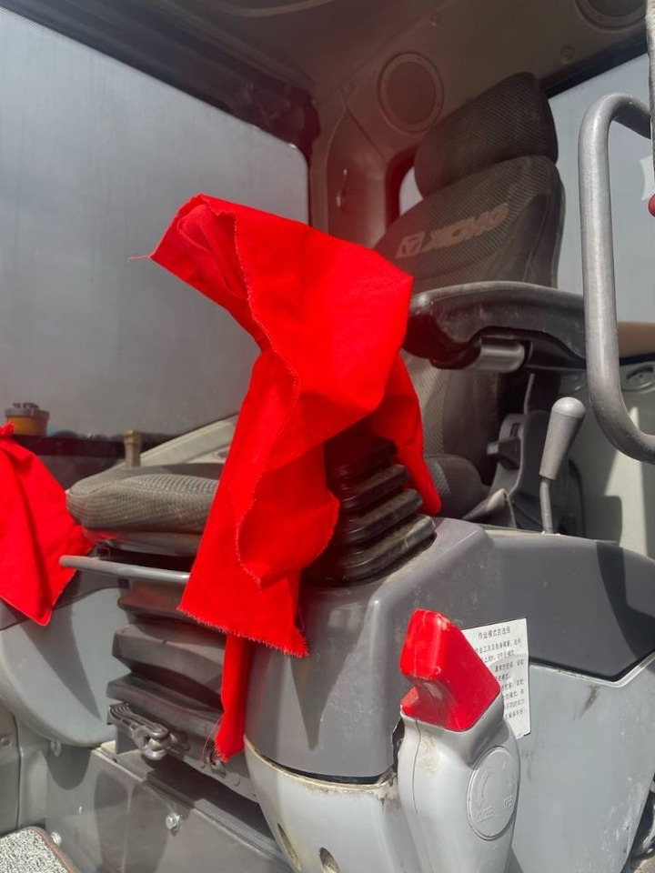 XCMG XE 60 DA - Minikoparka: zdjęcie 3 XCMG XE 60 DA - Minikoparka: zdjęcie 3