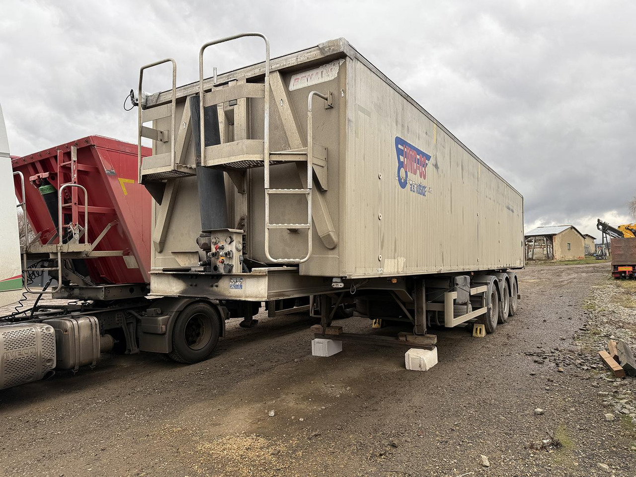 Benalu OZ, 4180/II, Sklápací hliníkový náves - Naczepa wywrotka: zdjęcie 4 Benalu OZ, 4180/II, Sklápací hliníkový náves - Naczepa wywrotka: zdjęcie 4