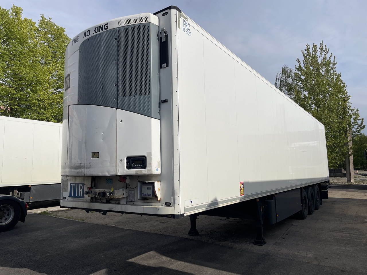 Naczepa chłodnia Schmitz SKO 24 with meat hooks: zdjęcie 1