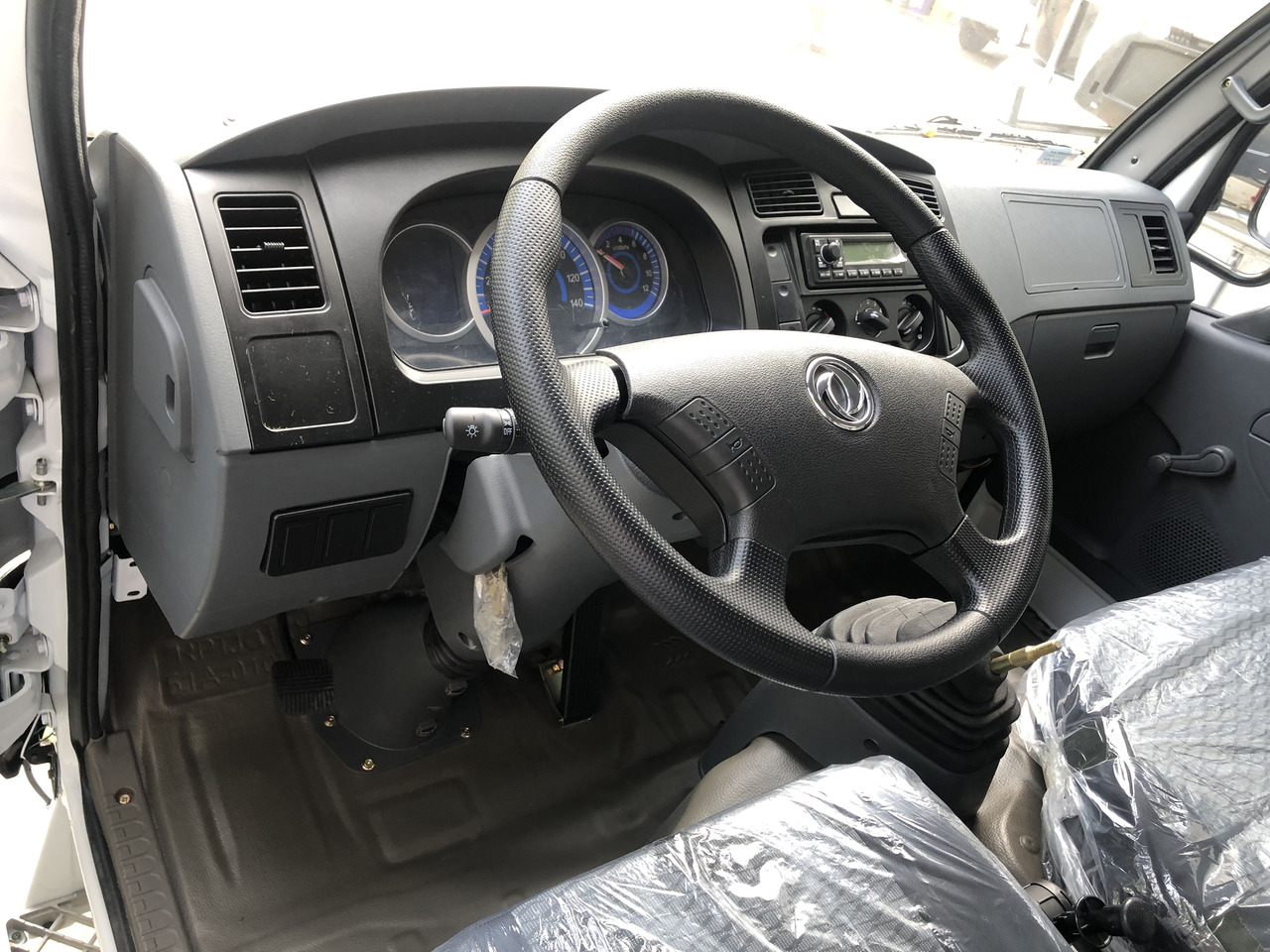 JSIE JSIE1031N11 - Samochód ciężarowy skrzyniowy/ Platforma: zdjęcie 3 JSIE JSIE1031N11 - Samochód ciężarowy skrzyniowy/ Platforma: zdjęcie 3