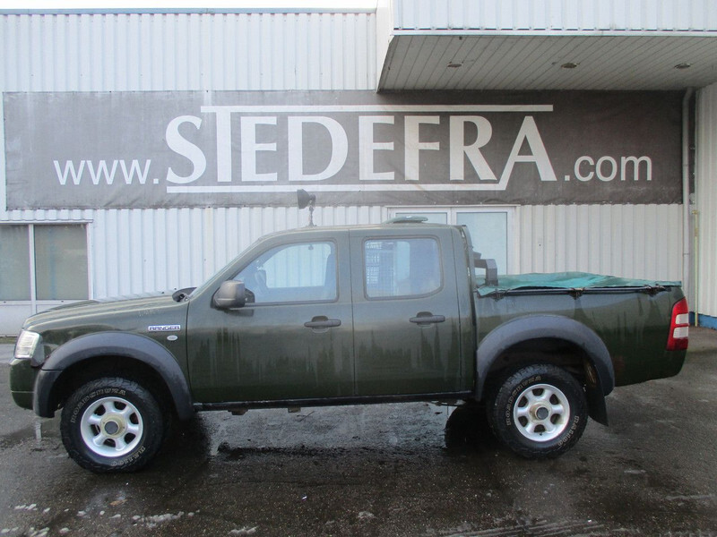 Ford Ranger 3.0 TDCi , 4x4 pickup , Right Hand Drive , Manual , Airco, NO REGISTRATION - Pick-up: zdjęcie 2 Ford Ranger 3.0 TDCi , 4x4 pickup , Right Hand Drive , Manual , Airco, NO REGISTRATION - Pick-up: zdjęcie 2