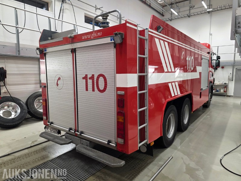 1996 Scania R144 brannbil - Samochód pożarniczy: zdjęcie 4 1996 Scania R144 brannbil - Samochód pożarniczy: zdjęcie 4