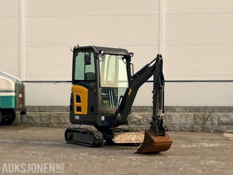 2017 VOLVO EC18D MINIGRAVER 1790 KG SMP GRAVESKUFFE 2358 TIMER - Minikoparka: zdjęcie 2 2017 VOLVO EC18D MINIGRAVER 1790 KG SMP GRAVESKUFFE 2358 TIMER - Minikoparka: zdjęcie 2