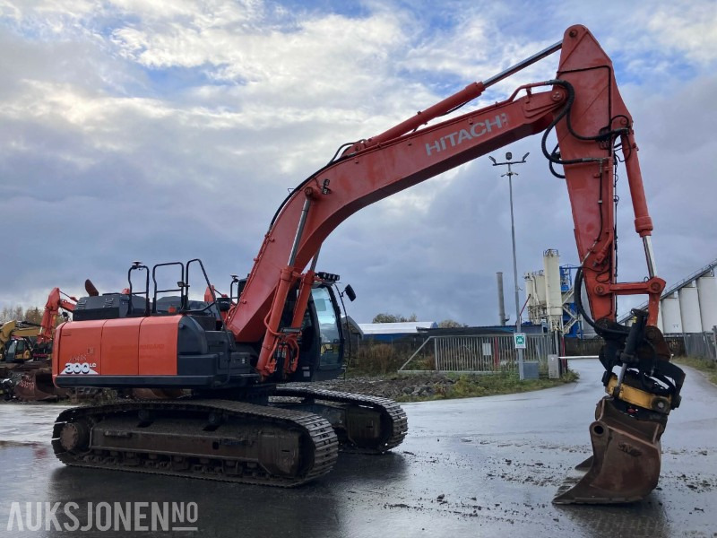 2018 Hitachi ZX300 LC-6 - Topcon GX60 - Sentralsmøring - 8200t - Koparka: zdjęcie 2 2018 Hitachi ZX300 LC-6 - Topcon GX60 - Sentralsmøring - 8200t - Koparka: zdjęcie 2
