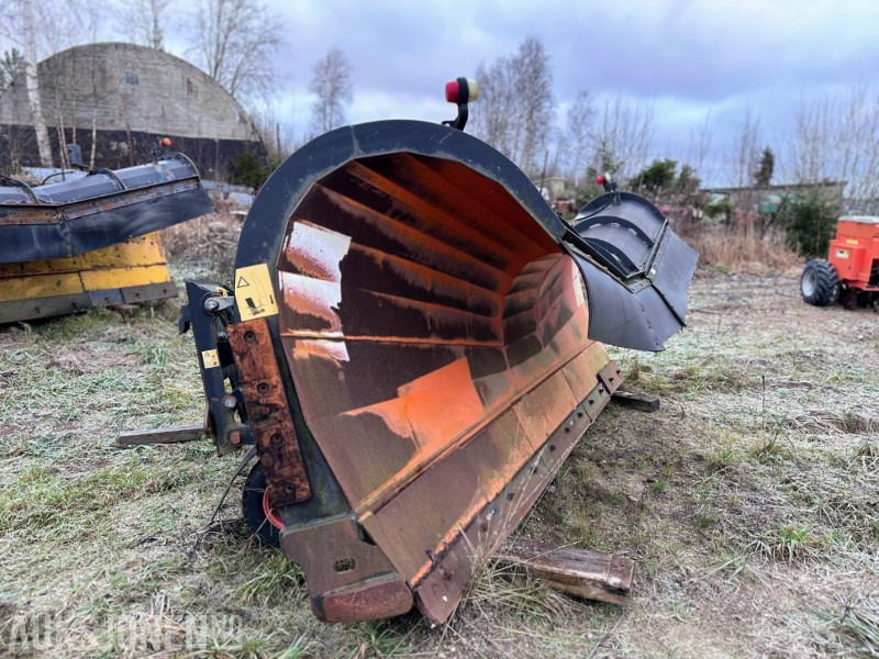 2012 TELLEFSDAL K-70 3400 P SNØPLOG - Osprzęt do Maszyn budowlanych: zdjęcie 2 2012 TELLEFSDAL K-70 3400 P SNØPLOG - Osprzęt do Maszyn budowlanych: zdjęcie 2