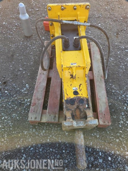 2021 Maestro SM 50S Pigghammer med S40 feste - kjøpt ny 2024 - Osprzęt do Maszyn budowlanych: zdjęcie 2 2021 Maestro SM 50S Pigghammer med S40 feste - kjøpt ny 2024 - Osprzęt do Maszyn budowlanych: zdjęcie 2