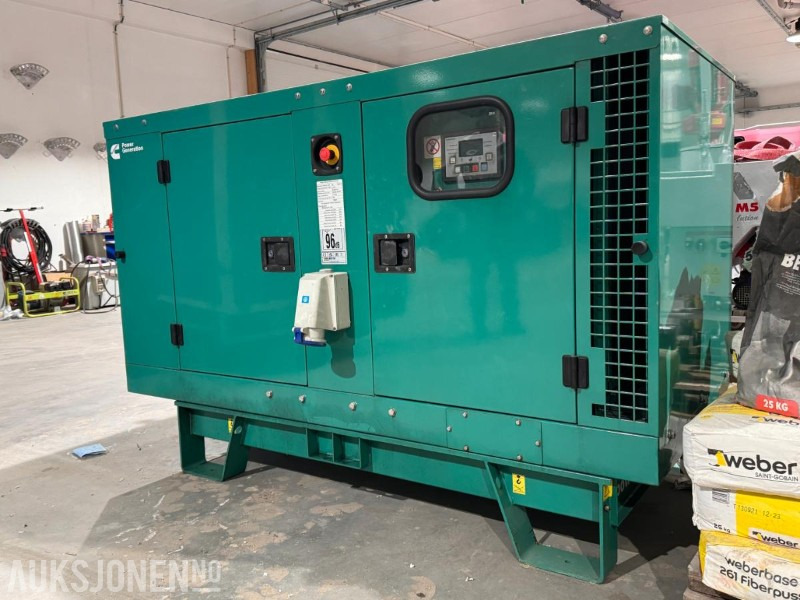 2022 Cummins Generator / Aggregat - Model C22D5 - 230 V - 22 kVA / 17.6 kW - Dieselaggregat - Osprzęt do Maszyn budowlanych: zdjęcie 1 2022 Cummins Generator / Aggregat - Model C22D5 - 230 V - 22 kVA / 17.6 kW - Dieselaggregat - Osprzęt do Maszyn budowlanych: zdjęcie 1