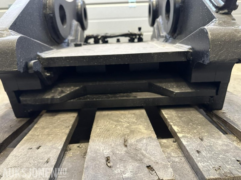 UBRUKT Götene Hydraulisk HK-feste G90 - Osprzęt do Maszyn budowlanych: zdjęcie 2 UBRUKT Götene Hydraulisk HK-feste G90 - Osprzęt do Maszyn budowlanych: zdjęcie 2