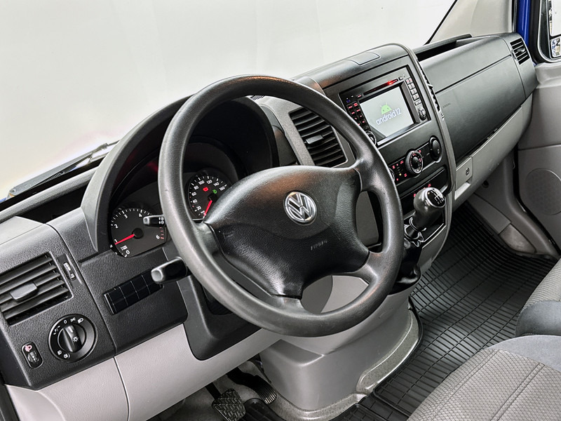 Volkswagen Crafter 35 2.0 TDI L1H1 2x schuifdeur Inrichting Lucht geveerde stoel Cruise control Airco - Furgon: zdjęcie 4 Volkswagen Crafter 35 2.0 TDI L1H1 2x schuifdeur Inrichting Lucht geveerde stoel Cruise control Airco - Furgon: zdjęcie 4