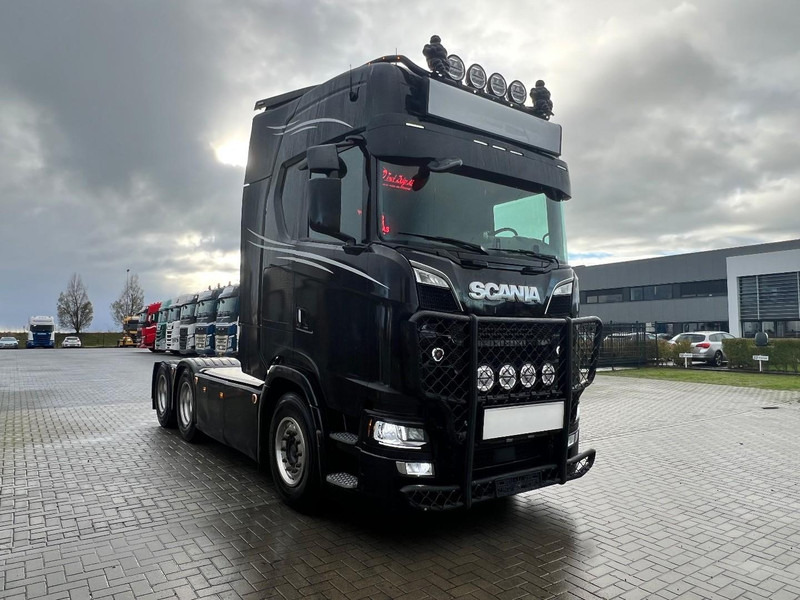 Scania S730 6x4 Trekker Retarder / Special Interior - Ciągnik siodłowy: zdjęcie 3 Scania S730 6x4 Trekker Retarder / Special Interior - Ciągnik siodłowy: zdjęcie 3